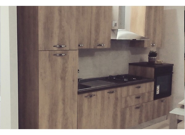 Cucina Valentini colore rovere naturale Cucina Valentini colore rovere naturale