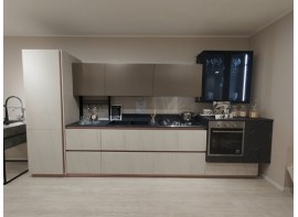 Cucina Colombini  modello Lungomare Elettrodomestici Elettrolux:Forno ventilato  FQ13XFrigo combinato  KNT1LF18S1lava