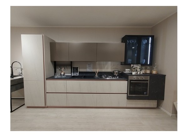 Cucina Colombini  modello Lungomare Elettrodomestici Elettrolux:Forno ventilato  FQ13XFrigo combinato  KNT1LF18S1lava